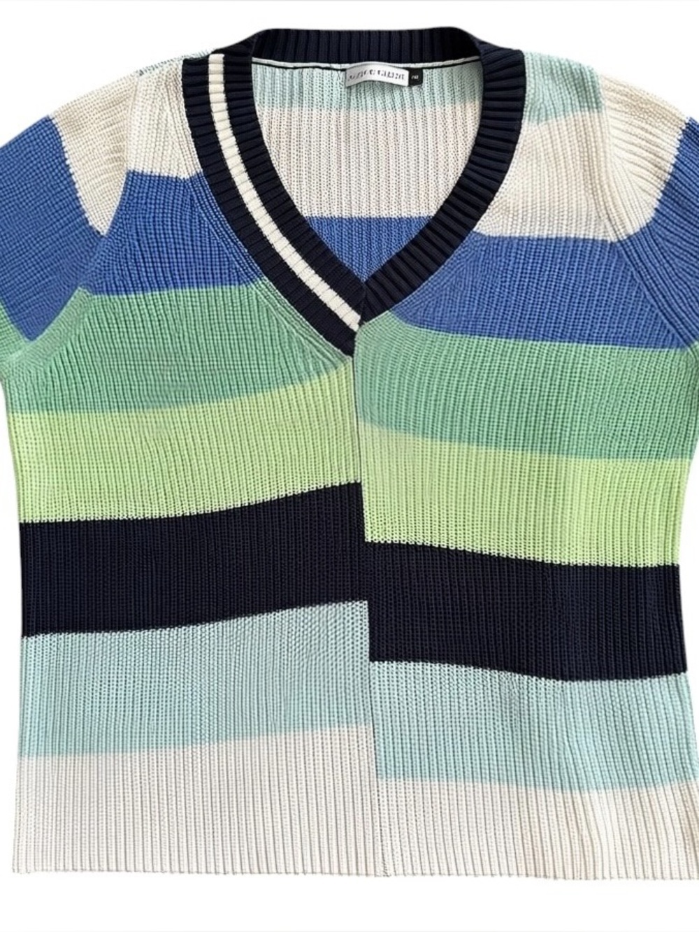 Zaket & Plover Sz XS Asymmetrical geometric stripes Lightweight V-neck top | EUC